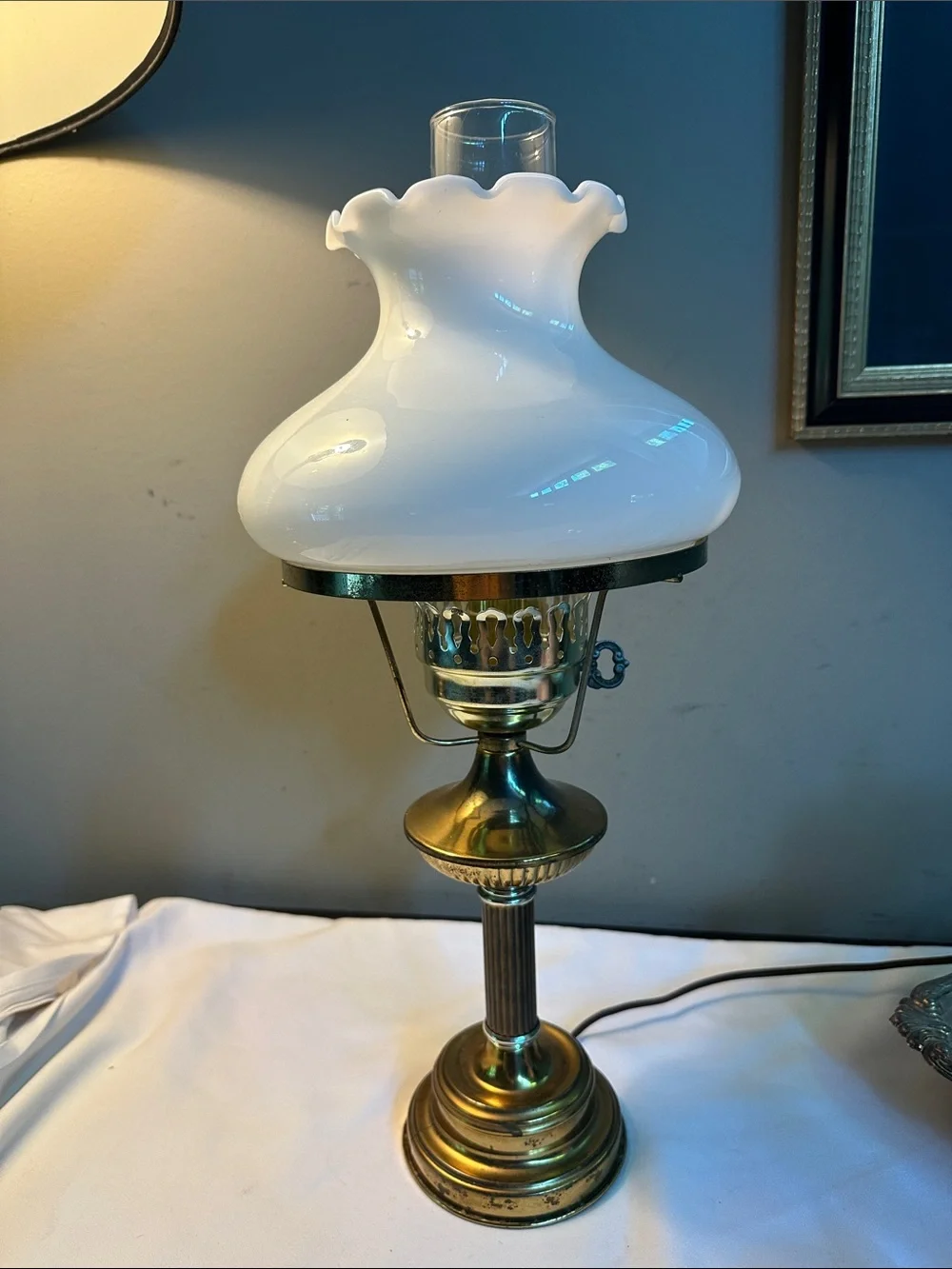 Vintage Table Lamp with White Ruffled Glass Shade